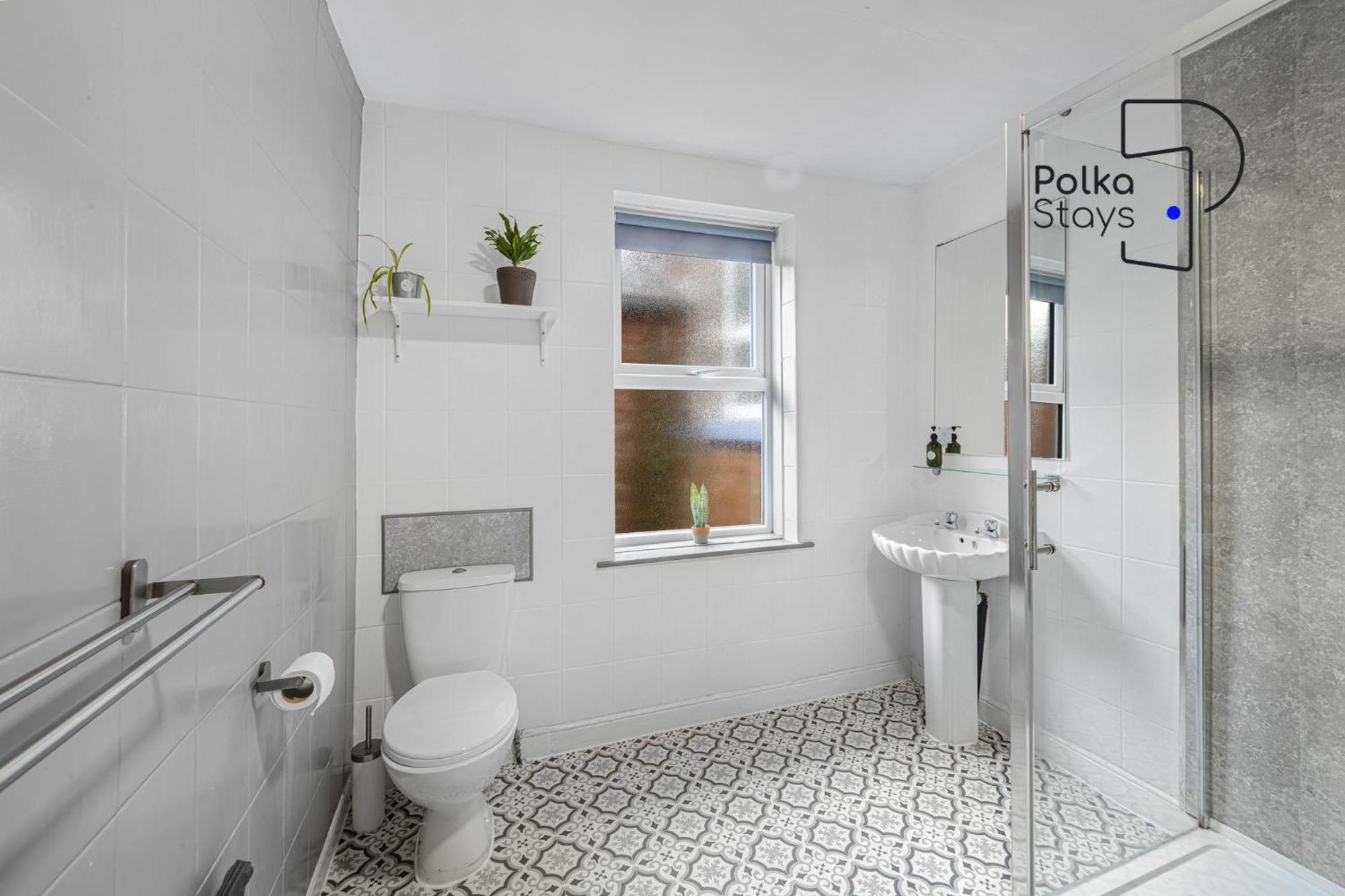 Polkadot Winter Gardens - Large Modern Apartments In Blackpool By Polkastays Eksteriør billede