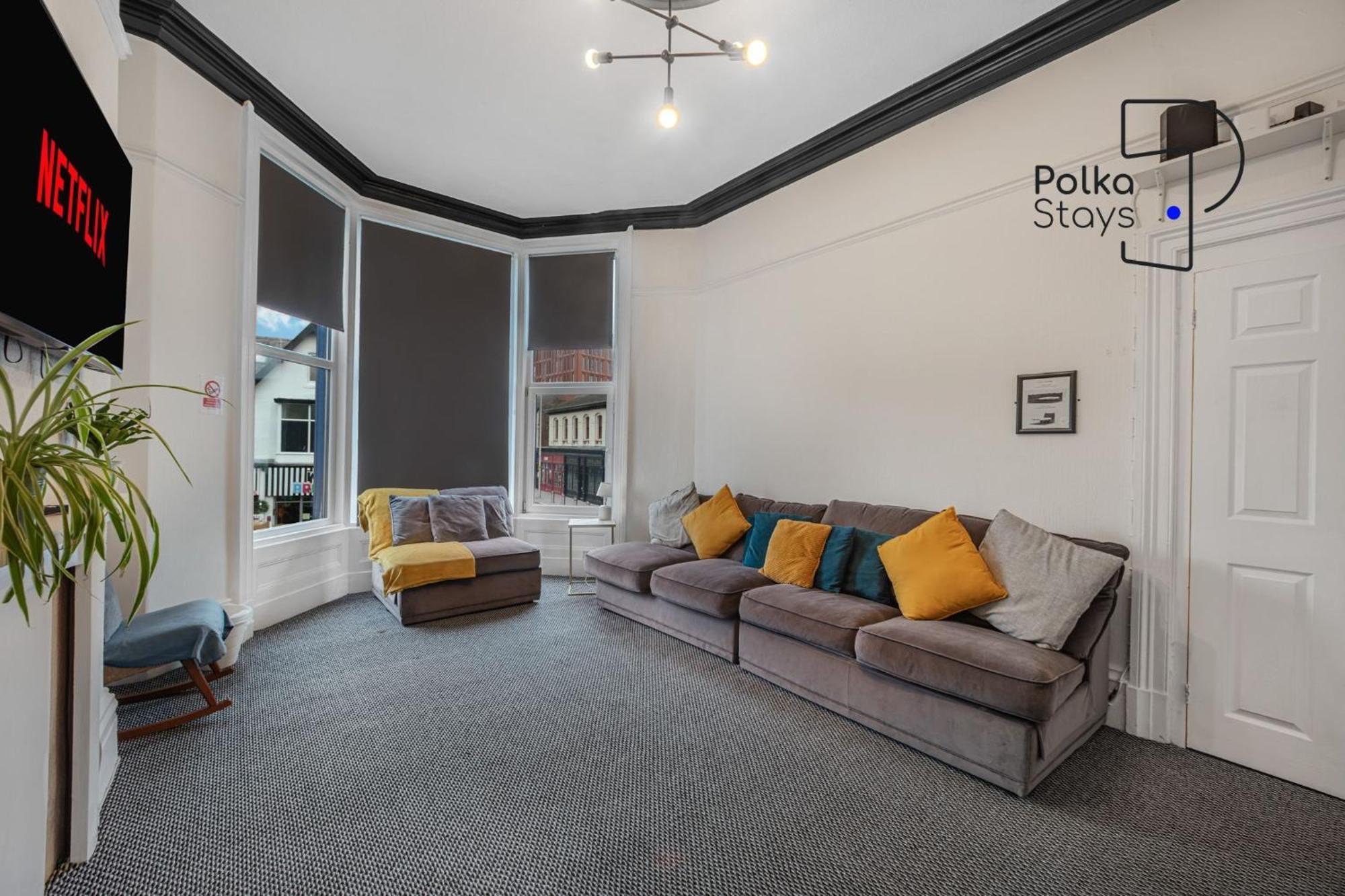 Polkadot Winter Gardens - Large Modern Apartments In Blackpool By Polkastays Eksteriør billede